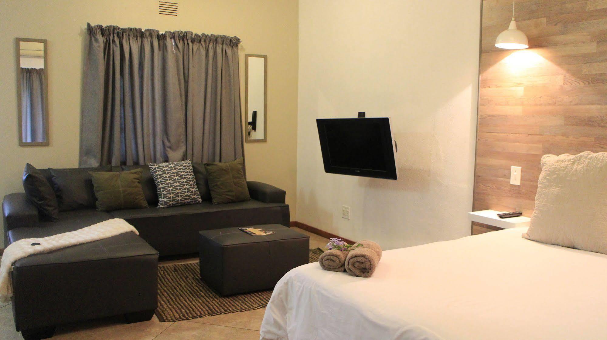 Cu Guest House Пхалаборва Экстерьер фото