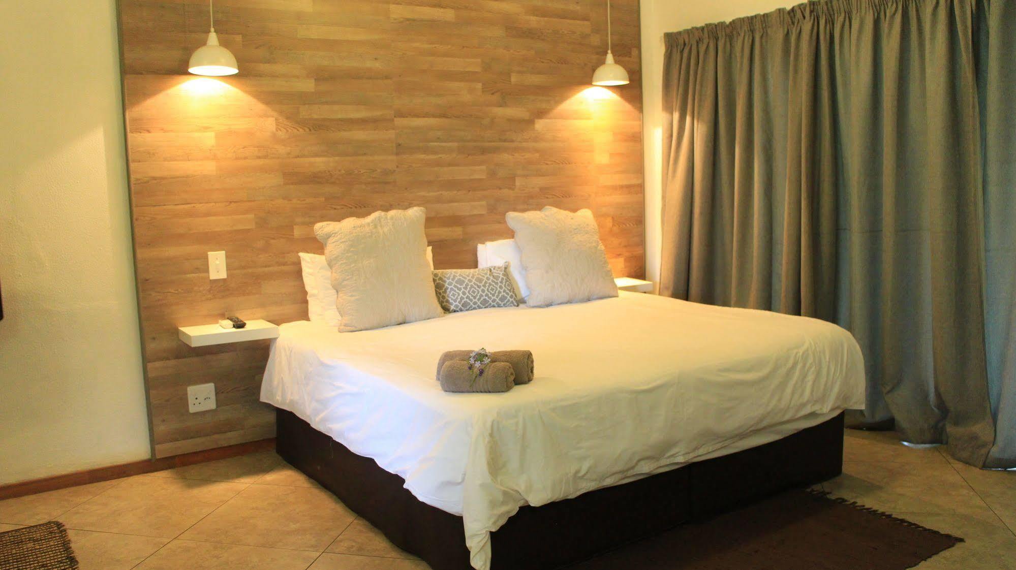 Cu Guest House Пхалаборва Экстерьер фото
