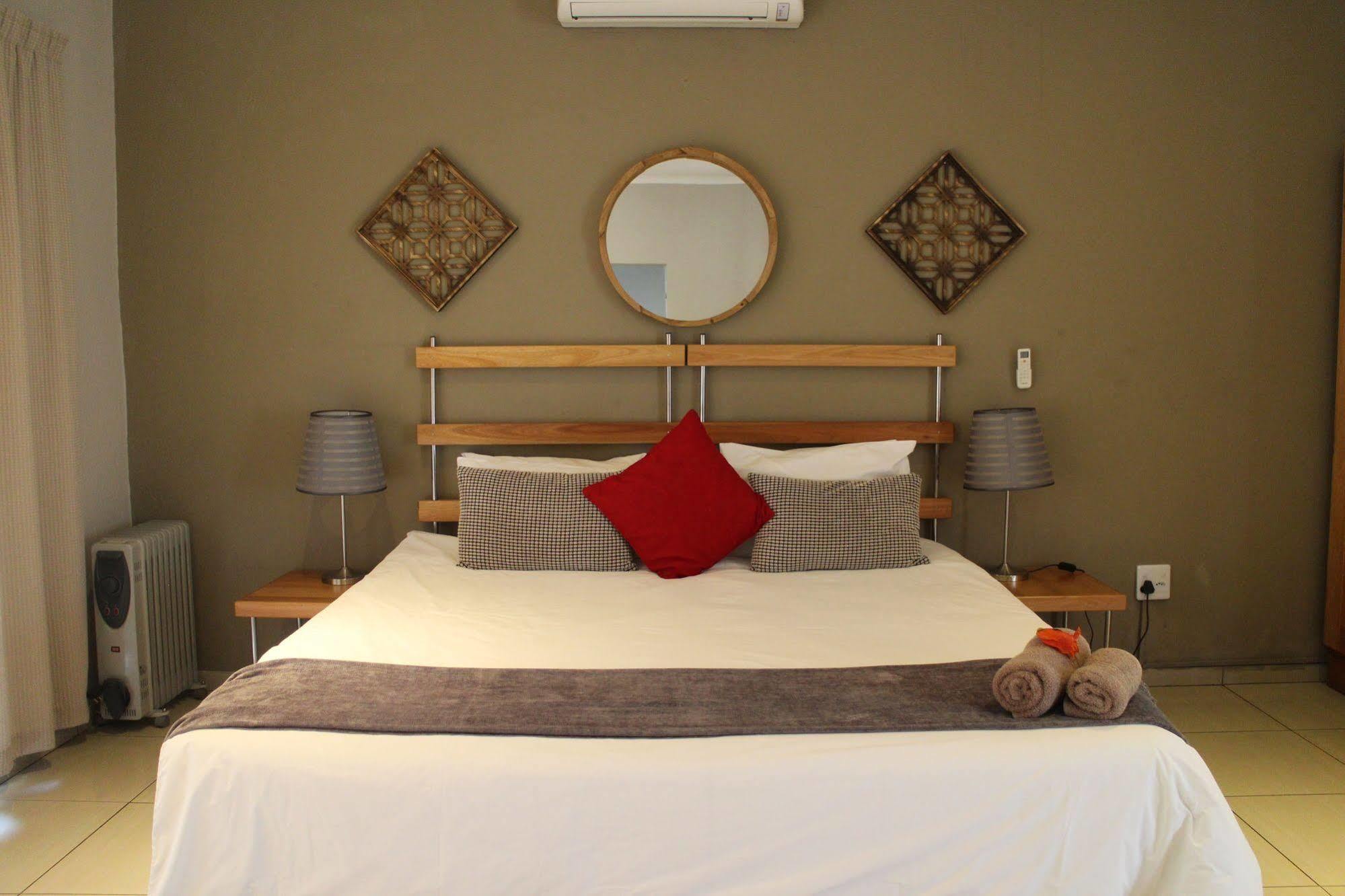 Cu Guest House Пхалаборва Экстерьер фото